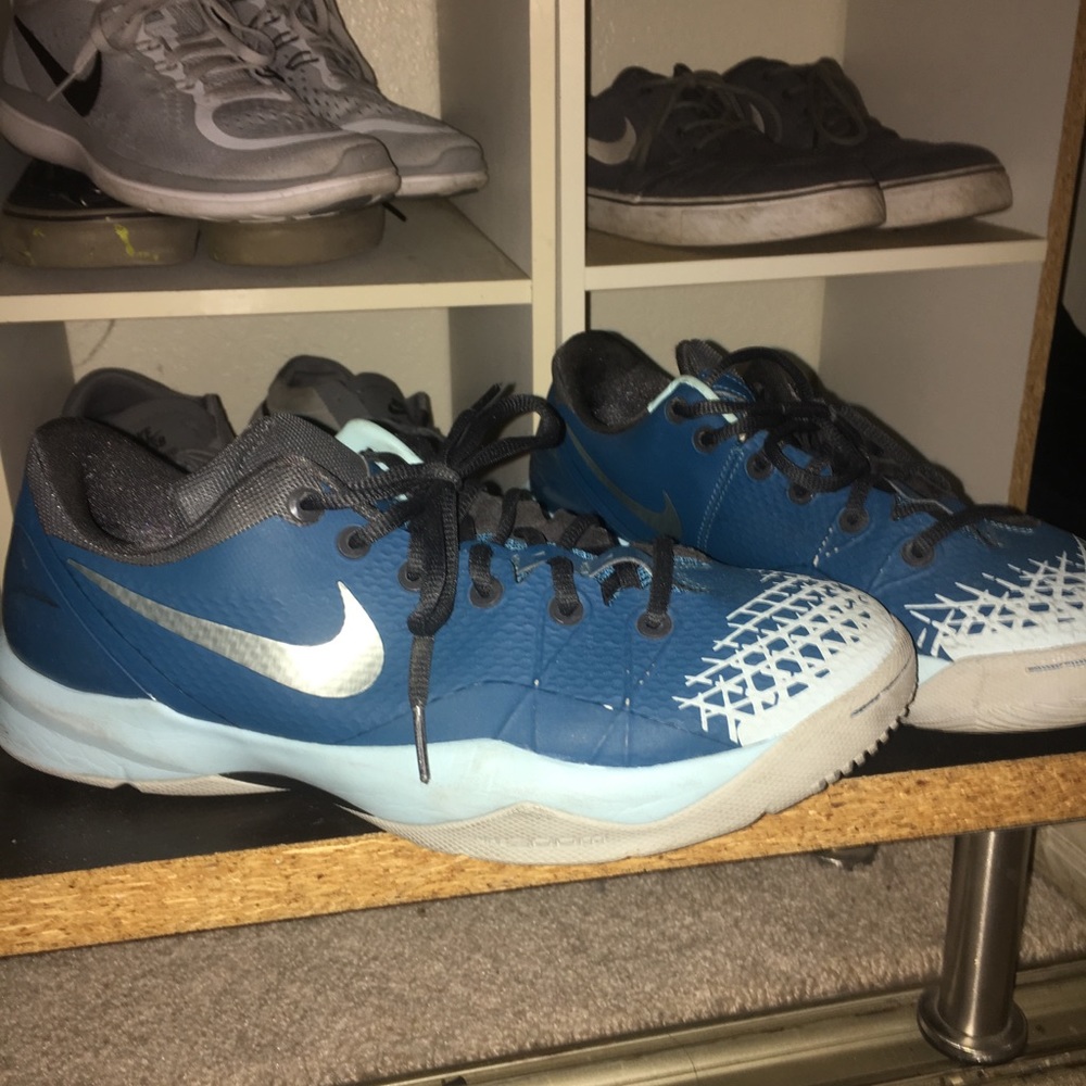 Kobe Venom 9